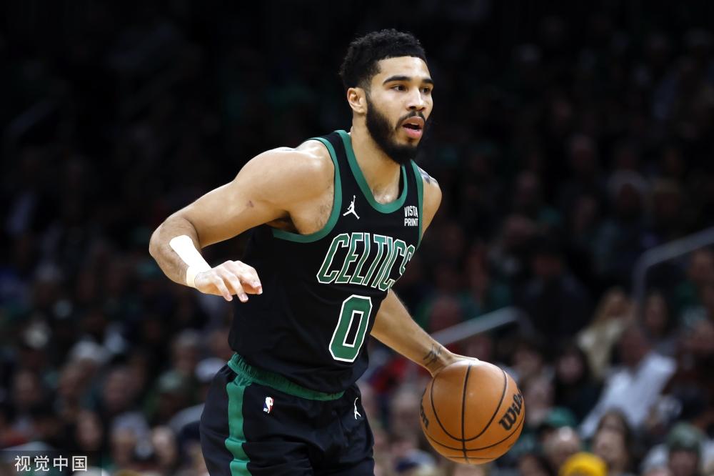 在此背景下 在此背景下